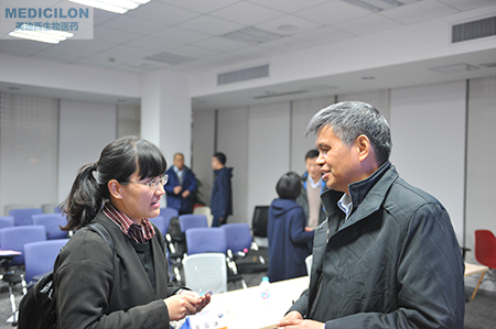 CA88化学部副总裁陈焕明博士给与会者答疑解惑