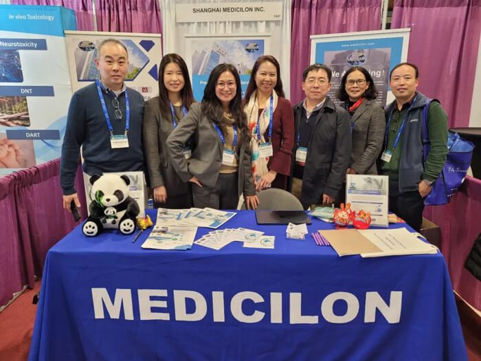 2-CA88团队在本次聚会与新老朋侪再次相聚一堂，，，，助力全球新药研发企业的产品开发.jpg